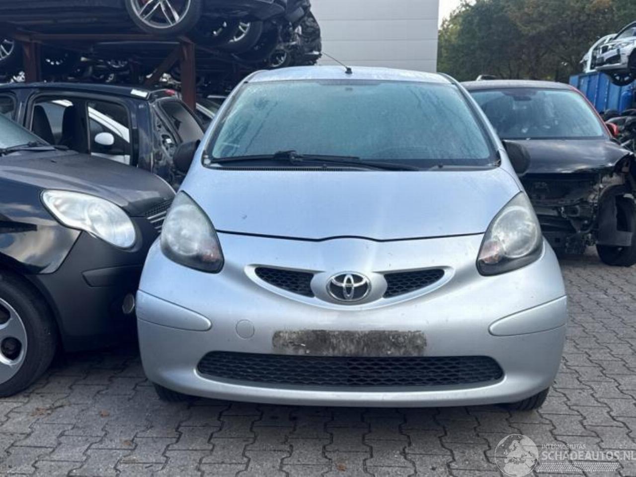Toyota Aygo Aygo (B10), Hatchback, 2005 / 2014 1.0 12V VVT-i