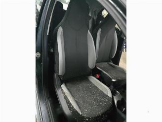 Toyota Aygo Aygo (B40), Hatchback, 2014 1.0 12V VVT-i picture 12