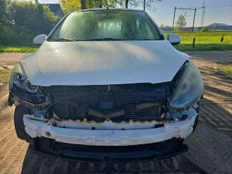 Salvage car Mazda 2 2 (DE), Hatchback, 2007 / 2015 1.3 16V S-VT High Power 2010/8