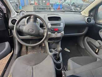 Toyota Aygo Aygo (B10), Hatchback, 2005 / 2014 1.0 12V VVT-i picture 9