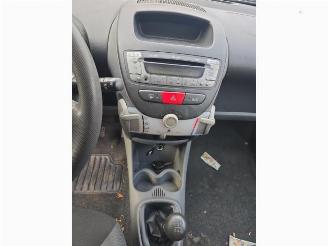 Toyota Aygo Aygo (B10), Hatchback, 2005 / 2014 1.0 12V VVT-i picture 11