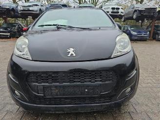 skadebil bedrijf Peugeot 107 107, Hatchback, 2005 / 2014 1.0 12V 2012/12