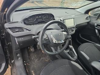 Peugeot 208 208 I (CA/CC/CK/CL), Hatchback, 2012 / 2019 1.2 Vti 12V PureTech 82 picture 11