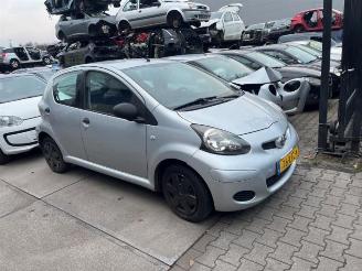 Toyota Aygo Aygo (B10), Hatchback, 2005 / 2014 1.0 12V VVT-i picture 2