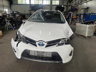 Uttjänta bilar auto Toyota Auris Auris Touring Sports (E18), Combi, 2013 / 2018 1.8 16V Hybrid 2013/10