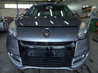 demontáž osobní automobily Renault Scenic Scenic III (JZ), MPV, 2009 / 2016 1.2 16V TCe 115 Energy 2012/10