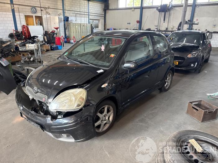 Toyota Yaris Yaris (P1), Hatchback, 1999 / 2005 1.5 T Sport 16V VVT-i