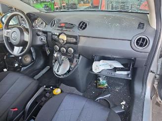 Mazda 2 2 (DE), Hatchback, 2007 / 2015 1.5 16V MZR picture 7