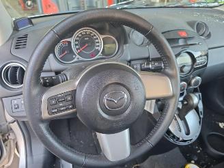Mazda 2 2 (DE), Hatchback, 2007 / 2015 1.5 16V MZR picture 10