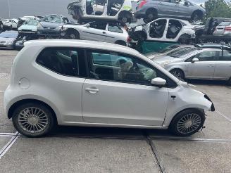Uttjänta bilar auto Volkswagen Up! Up! (121), Hatchback, 2011 1.0 12V 60 2013/1