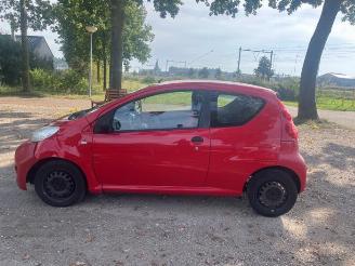 Vrakbiler auto Peugeot 107 107, Hatchback, 2005 / 2014 1.0 12V 2009/5