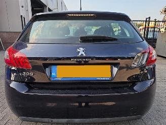 Peugeot 308 1.2 picture 5