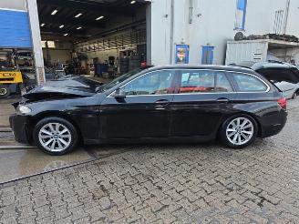 BMW 5-serie 5 serie Touring (F11), Combi, 2009 / 2017 520d 16V picture 4