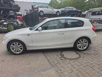 BMW 1-serie 1 serie (E81), Hatchback 3-drs, 2006 / 2012 120i 16V picture 3