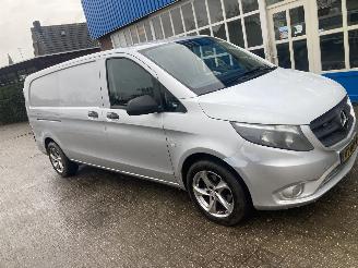 skadebil bedrijf Mercedes Vito VITO 114 CDI LANG AUTOMAAT AIRCO 2016/1