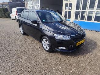 damaged passenger cars Skoda Fabia FABIA 1.0 145000 KM AIRCO !!! 2019/2