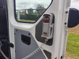 Volkswagen Crafter 9 PERSOONS AIRCO picture 13