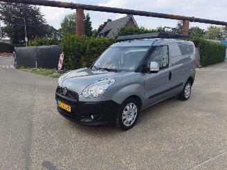 skadebil bedrijf Fiat Doblo DOBLO 1.6 DIESEL AIRCO 2013/6