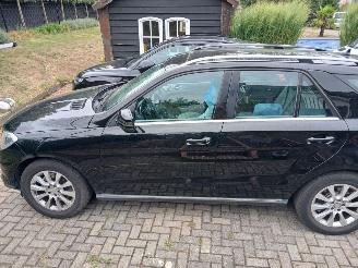 Mercedes ML Ml 350 benzine motor defect picture 6
