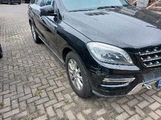 Coche accidentado Mercedes ML Ml 350 benzine motor defect 2013/5