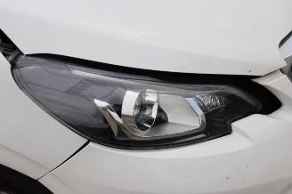 Peugeot 108 108, Hatchback, 2014 1.0 12V picture 32