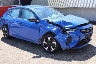 Coche siniestrado Opel Corsa Corsa F (UB/UH/UP), Hatchback 5-drs, 2019 Electric, Corsa-e 50kWh 2023/2