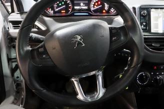 Peugeot 2008 2008 (CU), MPV, 2013 / 2019 1.2 Vti 12V PureTech 82 picture 19