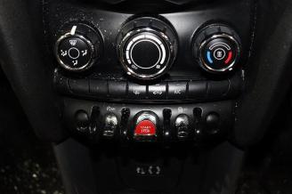 Mini Cooper Mini (F55), Hatchback 5-drs, 2013 1.5 12V Cooper picture 14