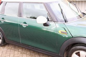 Mini Cooper Mini (F55), Hatchback 5-drs, 2013 1.5 12V Cooper picture 24