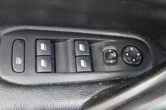 Peugeot 308 308 (L3/L8/LB/LH/LP), Hatchback 5-drs, 2013 / 2021 1.6 BlueHDi 120 picture 23