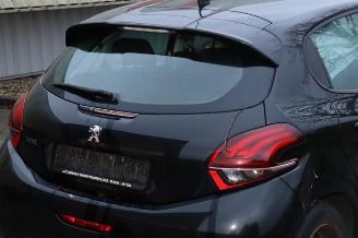 Peugeot 208 208 I (CA/CC/CK/CL), Hatchback, 2012 / 2019 1.6 Blue HDi 100 picture 30