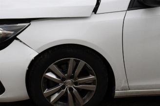 Peugeot 308 308 SW (L4/L9/LC/LJ/LR), Combi 5-drs, 2014 / 2021 1.5 BlueHDi 130 picture 31