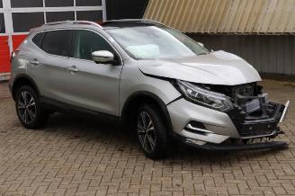 Coche siniestrado Nissan Qashqai Qashqai (J11), SUV, 2013 / 2021 1.3 DIG-T 140 16V 2021/5