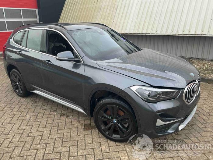 BMW X1 X1 (F48), SUV, 2014 / 2022 sDrive 20i 2.0 16V Twin Power Turbo