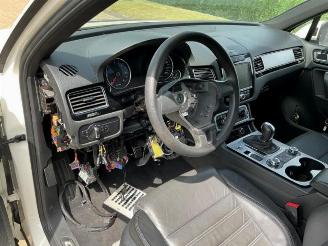 Volkswagen Touareg Touareg (7PA/PH), SUV, 2010 / 2018 4.2 TDI V8 DPF 32V picture 9