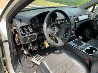 Volkswagen Touareg Touareg (7PA/PH), SUV, 2010 / 2018 4.2 TDI V8 DPF 32V picture 9