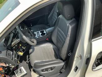 Volkswagen Touareg Touareg (7PA/PH), SUV, 2010 / 2018 4.2 TDI V8 DPF 32V picture 10