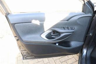 Toyota Yaris Cross Yaris Cross (PB1/PJ1), SUV, 2020 1.5 12V Hybrid 115 picture 19