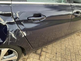 Peugeot 308 308 SW (L4/L9/LC/LJ/LR), Combi 5-drs, 2014 / 2021 1.2 12V e-THP PureTech 130 picture 20