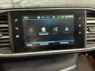 Peugeot 308 308 SW (L4/L9/LC/LJ/LR), Combi 5-drs, 2014 / 2021 1.2 12V e-THP PureTech 130 picture 34