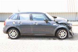 Mini Mini Mini (F55), Hatchback 5-drs, 2013 2.0 16V Cooper S picture 1