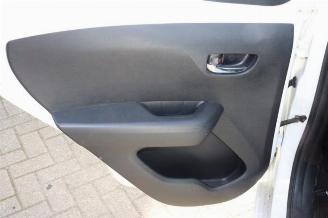 Toyota Aygo Aygo (B40), Hatchback, 2014 1.0 12V VVT-i picture 16