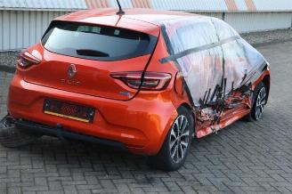 Uttjänta bilar auto Renault Clio Clio V (RJAB), Hatchback 5-drs, 2019 1.6 E-Tech 145 16V 2022/10