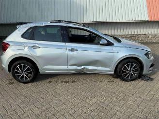 Démontage voiture Volkswagen Polo Polo VI (AW1), Hatchback 5-drs, 2017 1.0 MPI 12V 2021/7