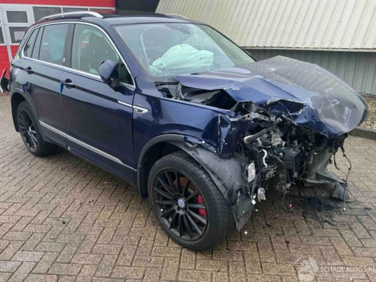 Volkswagen Tiguan Tiguan (AD1), SUV, 2016 / 2024 2.0 TDI 16V 4Motion