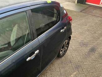 Peugeot 108 108, Hatchback, 2014 1.0 12V picture 33