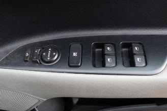 Kia Stonic Stonic (YB), SUV, 2017 1.0i T-GDi 12V picture 32