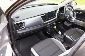 Kia Stonic Stonic (YB), SUV, 2017 1.0i T-GDi 12V picture 10