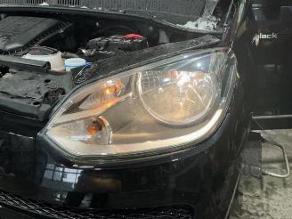 Volkswagen Up! Up! (121), Hatchback, 2011 1.0 12V 75 picture 33