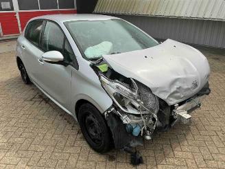 Auto da rottamare Peugeot 208 208 I (CA/CC/CK/CL), Hatchback, 2012 / 2019 1.6 Blue HDi 100 2018/1